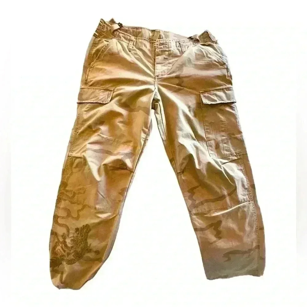 Vintage American‎ Eagle size large Army style camo fatigues embroidered dragons!